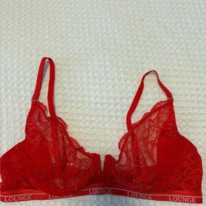 Lounge Royal Balcony Bra 36D